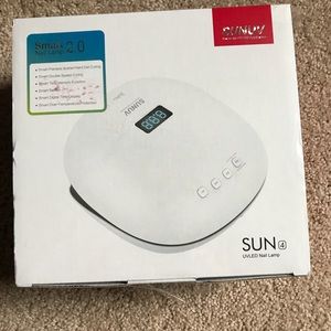 2-in-1 LED/UV Nail lamp SUNUV